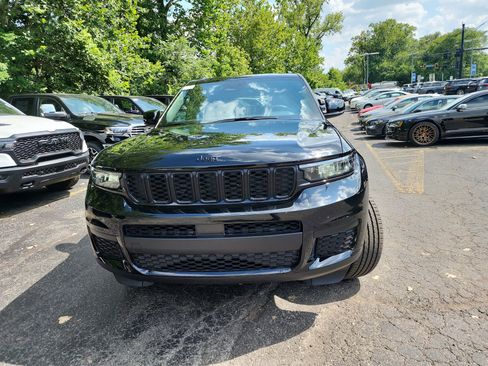 New 2025 Jeep Grand Cherokee L Altitude image 22