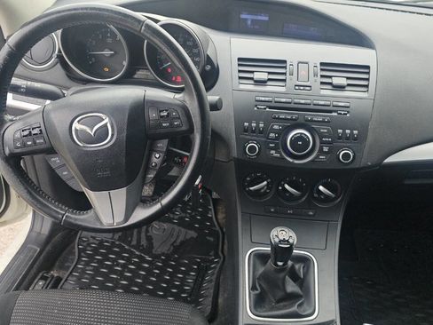 Used 2012 MAZDA MAZDA3 i Touring image 9