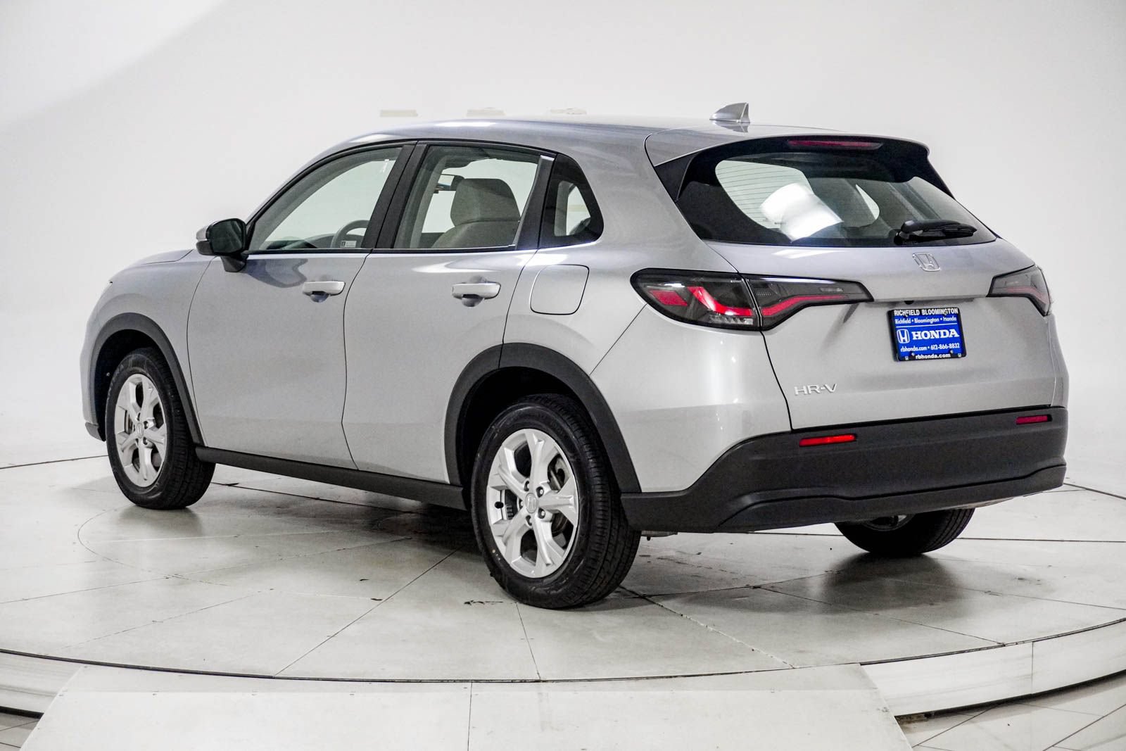 Used 2024 Honda HR-V LX image 4