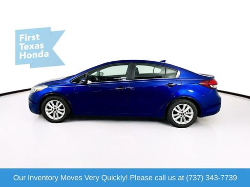 Used 2017 Kia Forte S w/ S Technology Package image 4
