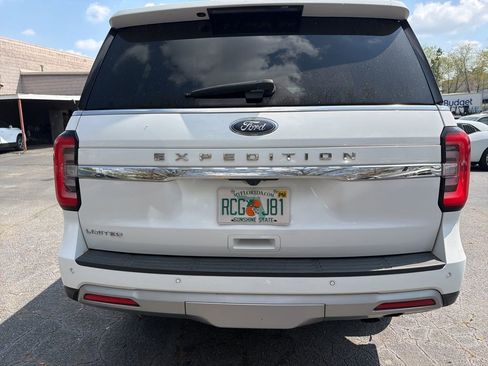 Used 2024 Ford Expedition Limited image 6