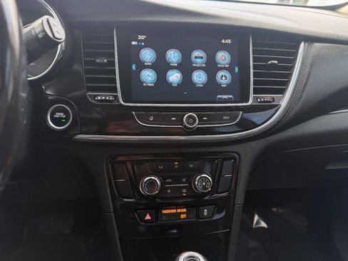 Used 2019 Buick Encore Preferred image 38