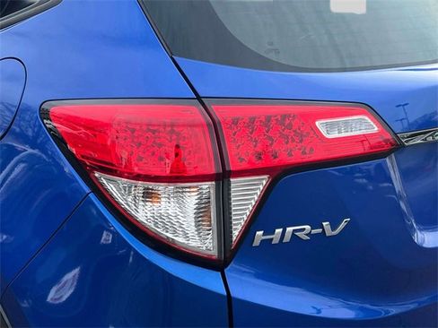 Used 2019 Honda HR-V Sport image 14