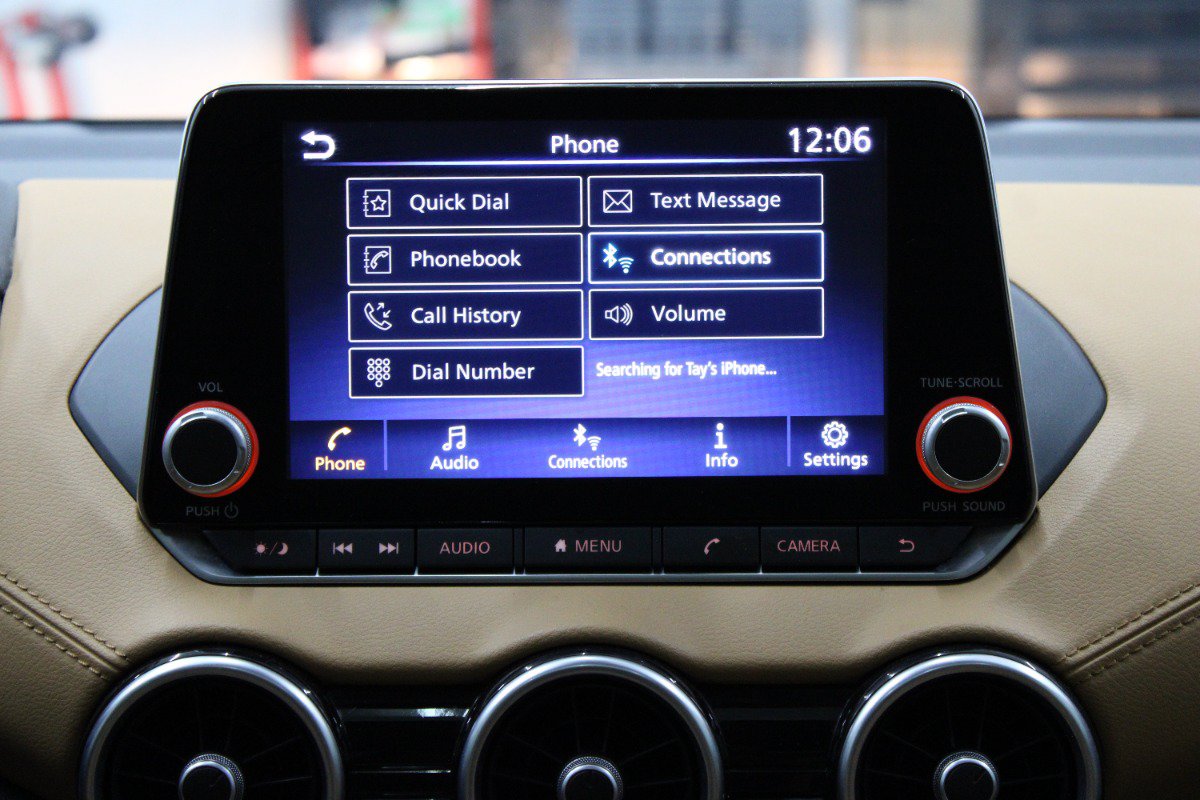 Used 2021 Nissan Sentra SV w/ SV Premium Package FWD image 25