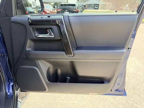 Certified 2023 Toyota 4Runner TRD Off-Road Premium w/ Off Road Premium Plus Package AWD/4WD image 12