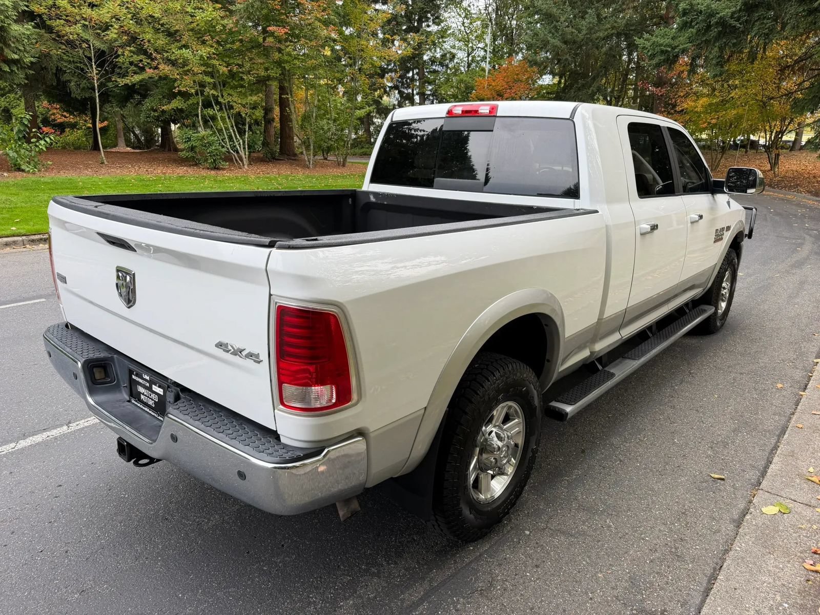 Used 2013 RAM 2500 Laramie w/ Convenience Group AWD/4WD image 11