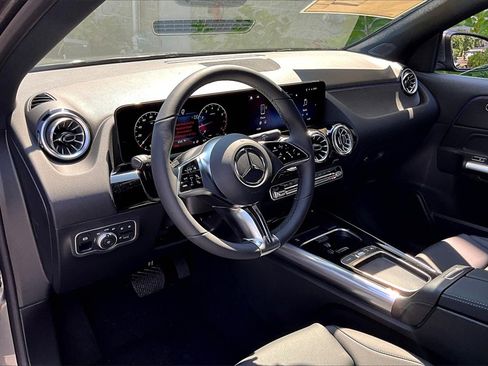 New 2026 Mercedes-Benz GLA 250 4MATIC image 6