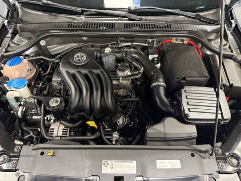 Used 2015 Volkswagen Jetta S image 34