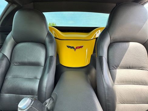 Used 2008 Chevrolet Corvette Convertible w/ Preferred Equipment Group RWD image 27
