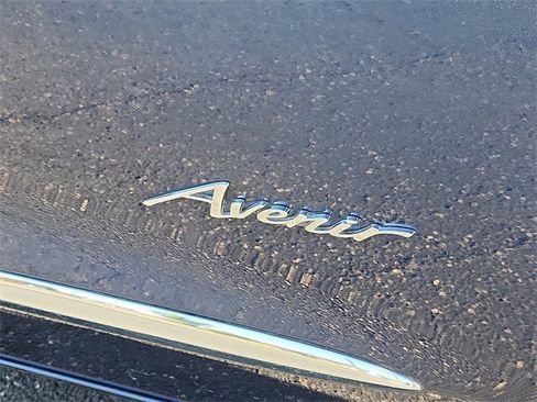 Certified 2024 Buick Enclave Avenir w/ Avenir Technology Package image 8