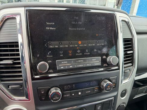 Used 2021 Nissan Titan SV w/ SV Convenience Package RWD image 10