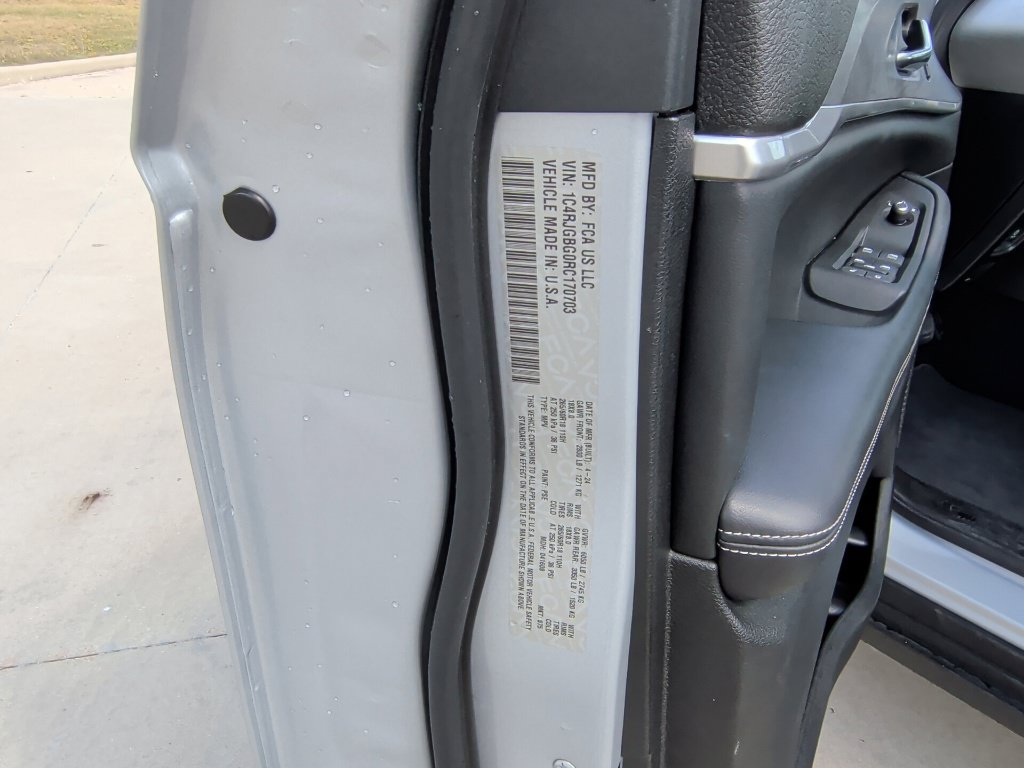 Used 2024 Jeep Grand Cherokee Limited RWD image 49