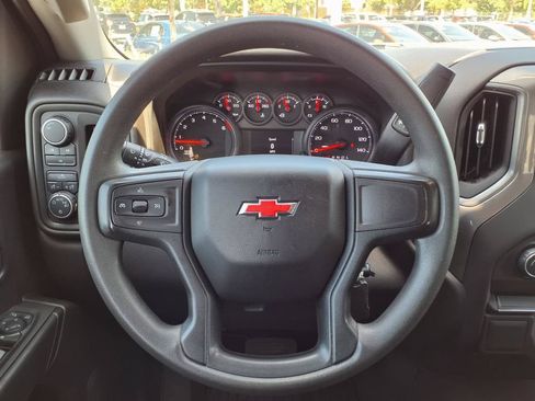 Used 2023 Chevrolet Silverado 2500 Custom AWD/4WD image 29