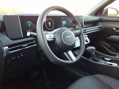 Used 2025 Hyundai Santa Cruz SEL image 14