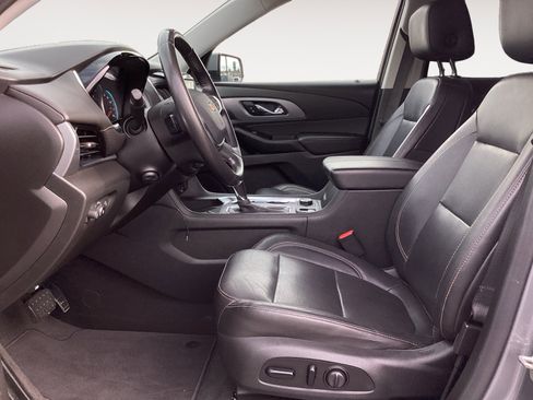 Used 2020 Chevrolet Traverse Premier FWD image 28
