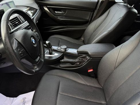 Used 2018 BMW 320i xDrive Sedan AWD/4WD image 26