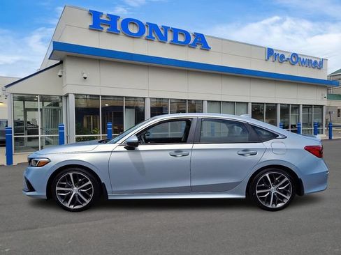 Used 2023 Honda Civic Touring image 7
