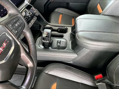 Used 2023 GMC Sierra 1500 AT4 w/ AT4 Premium Package AWD/4WD image 13