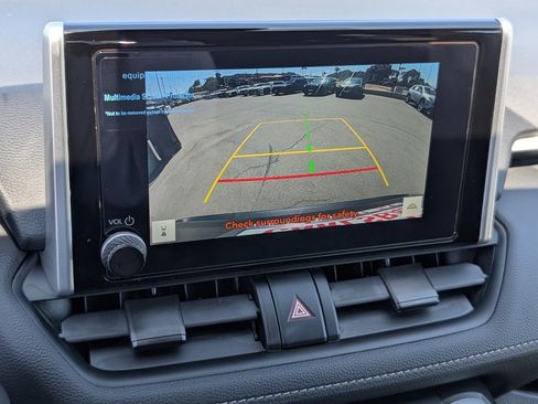 Used 2025 Toyota RAV4 XLE w/ Convenience Package AWD/4WD image 6