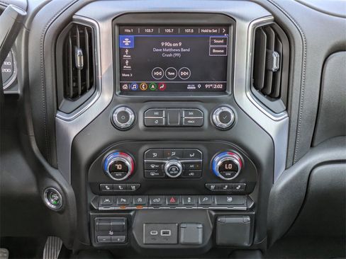 Used 2019 GMC Sierra 1500 SLT image 19