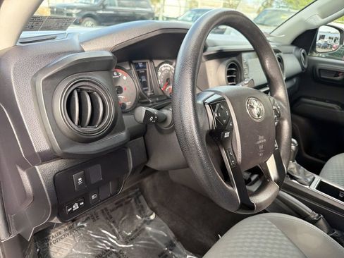 Used 2021 Toyota Tacoma SR w/ SX Package image 24
