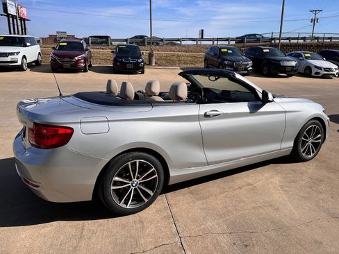 Used 2018 BMW 230i xDrive Convertible image 5