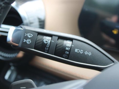 New 2026 Chevrolet Equinox ACTIV AWD/4WD image 41