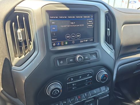 Used 2024 Chevrolet Silverado 2500 W/T w/ WT Convenience Package AWD/4WD image 21