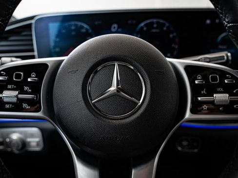 Used 2020 Mercedes-Benz GLS 450 4MATIC image 35