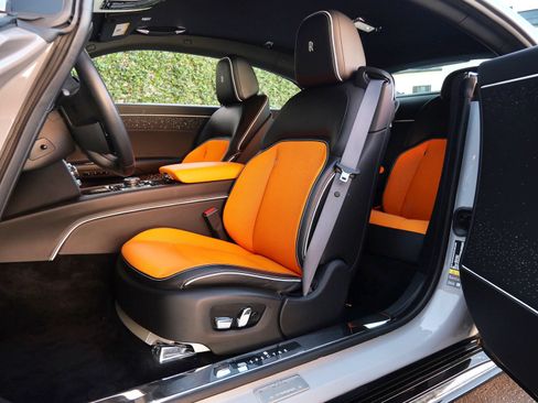 Certified 2024 Rolls-Royce Spectre w/ Leather Finishing Pack AWD/4WD image 22
