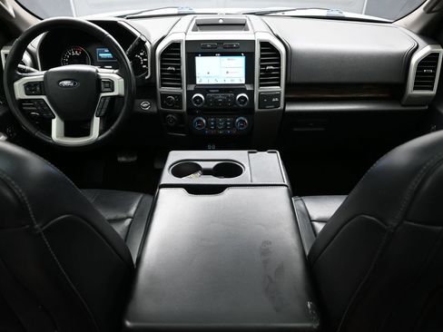 Used 2018 Ford F150 Lariat RWD image 14