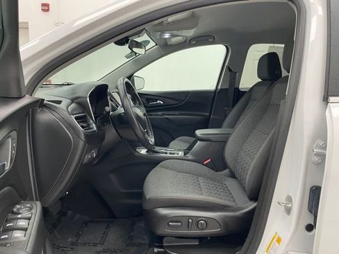 Used 2022 Chevrolet Equinox LT image 9