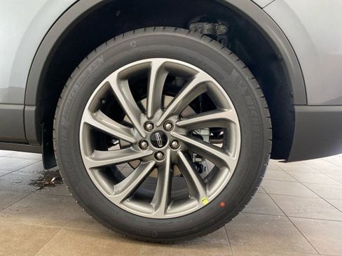 New 2025 Lincoln Corsair AWD w/ Equipment Group 101A image 26