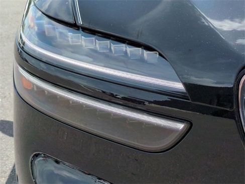 New 2026 Genesis GV70 2.5T Advanced image 9