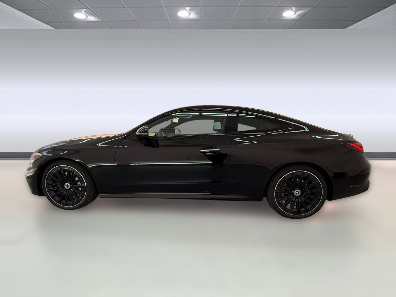 New 2026 Mercedes-Benz CLE 450 4MATIC Coupe image 2