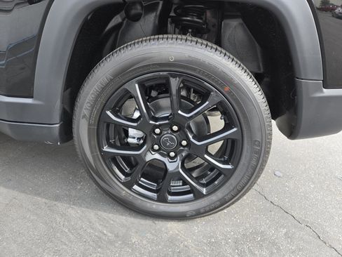 New 2026 Jeep Compass Latitude w/ Sun and Sound Group image 37