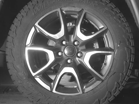 Used 2025 Jeep Compass Trailhawk image 15