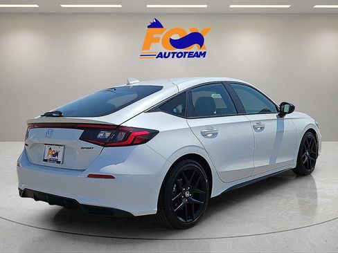 Used 2026 Honda Civic Sport image 4