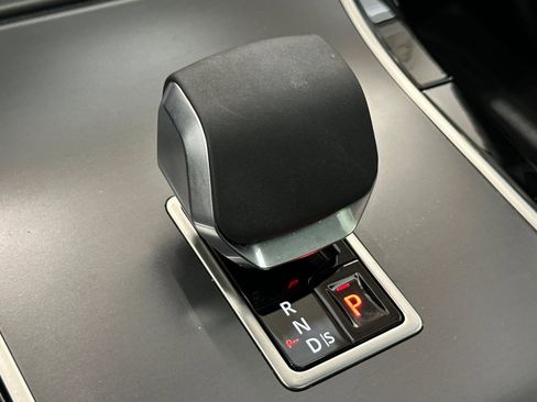 Certified 2026 Land Rover Range Rover Velar S image 24