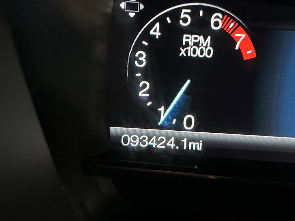 Used 2017 Ford Explorer XLT w/ Equipment Group 202A AWD/4WD image 22