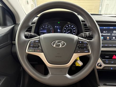 Used 2018 Hyundai Elantra SEL image 13