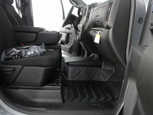 New 2026 GMC Sierra 2500 Pro w/ Convenience Package image 19