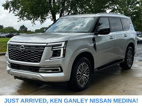 Used 2025 Nissan Armada SL w/ Captain's Chari Seat Package AWD/4WD image 7