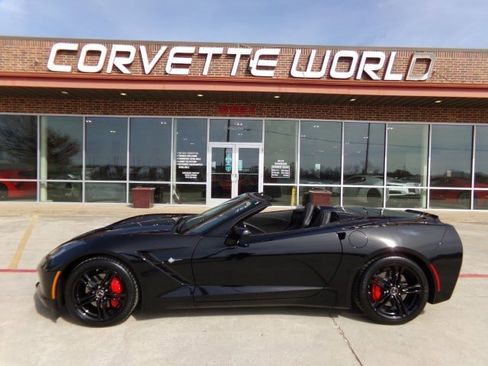 Used 2017 Chevrolet Corvette Stingray Convertible w/ 2LT Preferred Equipment Group image 8
