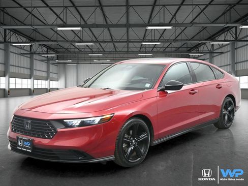 Certified 2025 Honda Accord Sport image 1