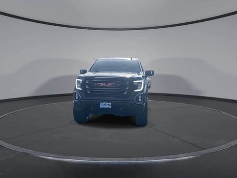 Used 2021 GMC Sierra 1500 AT4 w/ AT4 Preferred Package AWD/4WD image 3