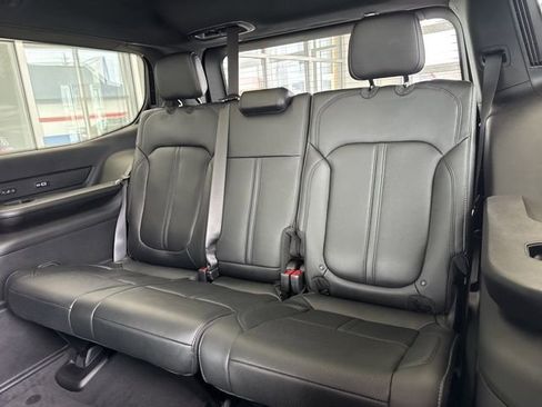 New 2026 Jeep Grand Wagoneer Limited image 19