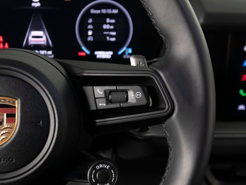 Certified 2026 Porsche Cayenne E-Hybrid AWD/4WD image 25