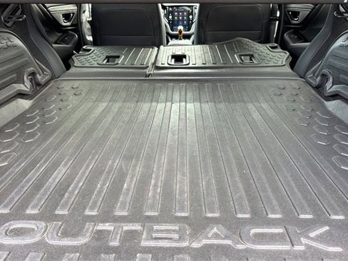 Used 2022 Subaru Outback Wilderness image 17