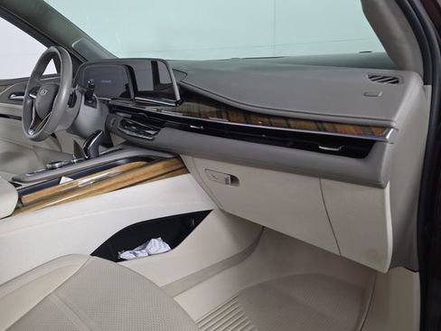 Used 2022 Cadillac Escalade ESV Sport Platinum image 22